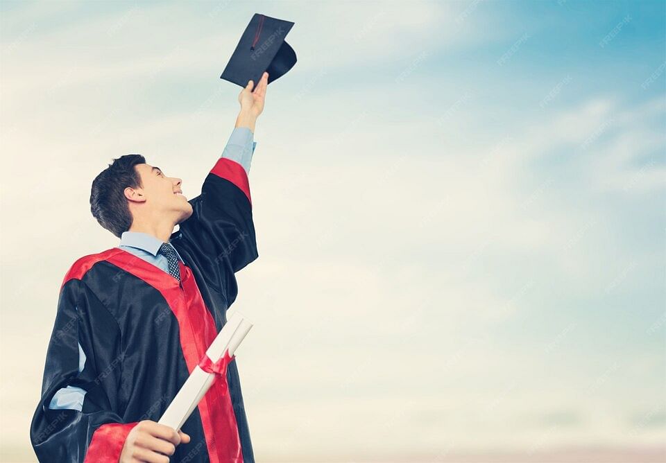 Gideon Danso’s Scholarship Success Story: From Aspiration to Achievement!